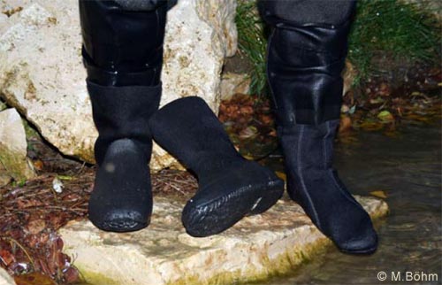 Die Neoprensocken und Stiefel des Explorer